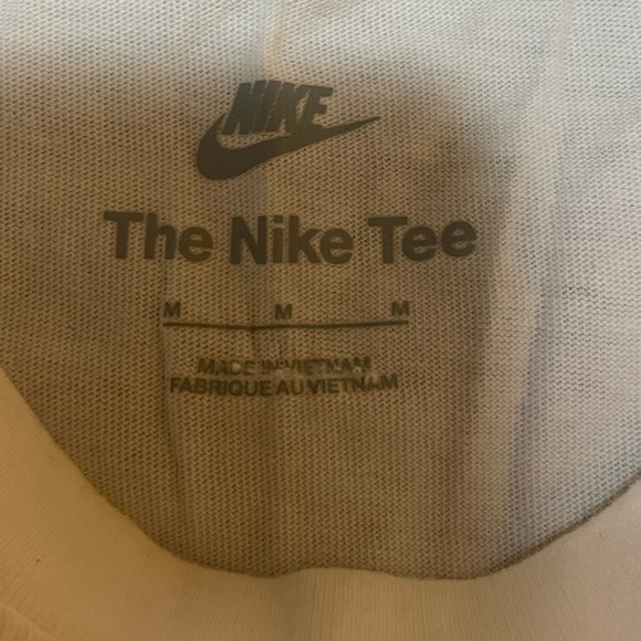 NIKE Men’s T Shirt   Surf Turtle Wave White Size Medium Graphic Just Do It White - Picture 2 of 7